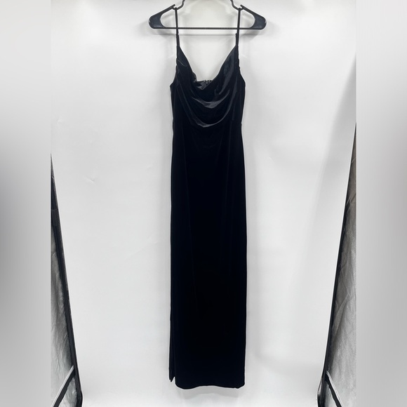 Revelry Dresses & Skirts - Revelry Dress Womens 12 Black Skye Velvet Maxi Elegant Sleeveless Cowl Neck